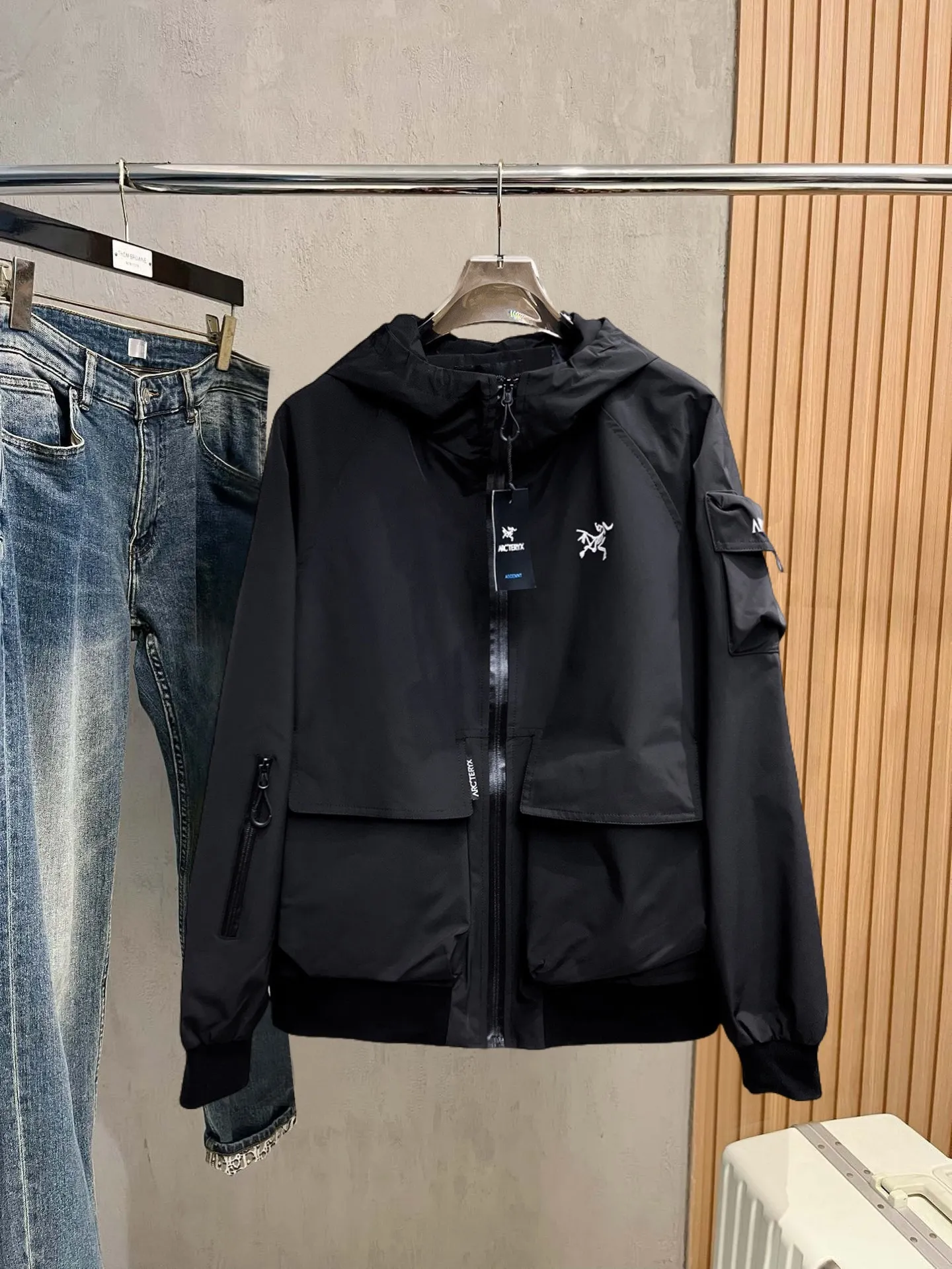 Same Style， ， 2026 New Arrival ，Original Premium Breathable ， ， ， Quality。 ， Sizes：M～3XL，